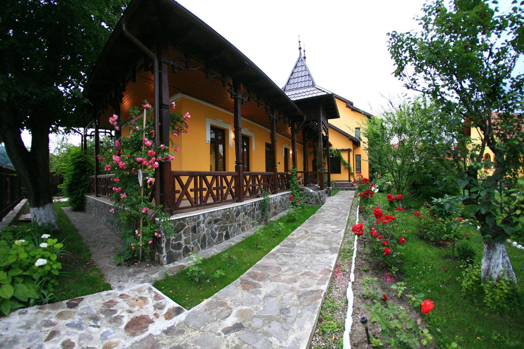 Sandy Flipper Lyrical FOTO - 20 de hoteluri si pensiuni frumoase din Moldova