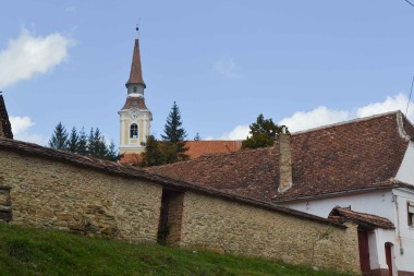 Bisericile fortificate din zona Rupea - biserica din Crit