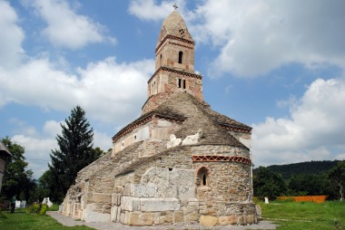 Biserica Densus, ecoturism in Tara Hategului