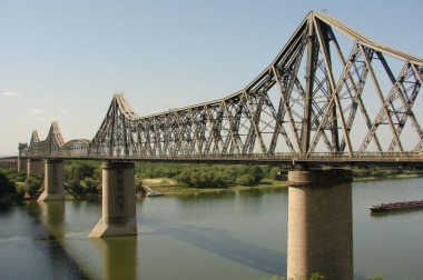 Atractii turistice in drumul catre mare - Podul Anghel Saligny